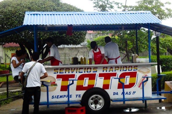 Hamburger Truck Leon