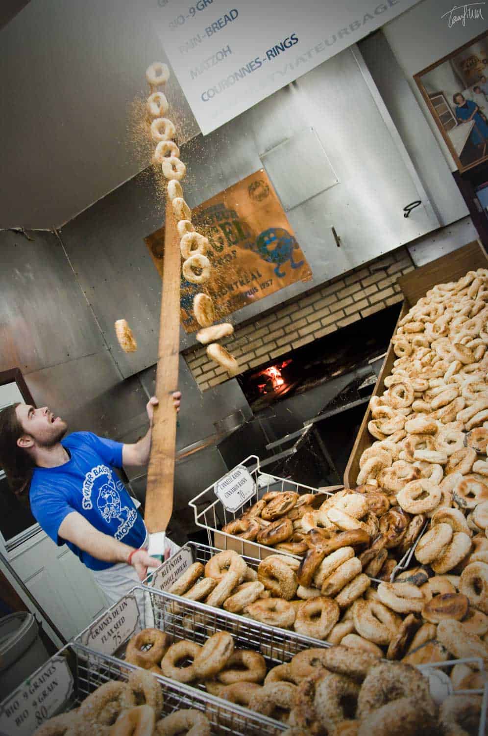 montreal bagel shop st.viateur