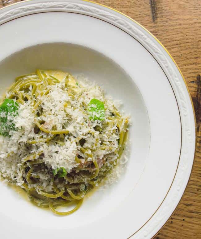 Garlic Spaghetti with Basil Cream and Pancetta Bacon is Magic