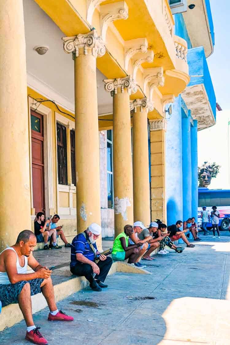 Internet in Cuba, everything you need to know to access wifi in Cuba.