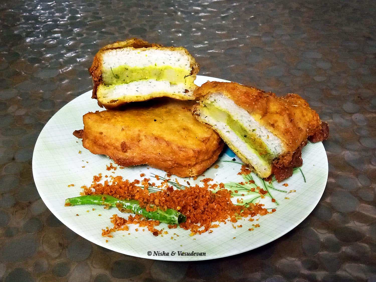 Bread pakora from India is one of the best sandwiches in the world.