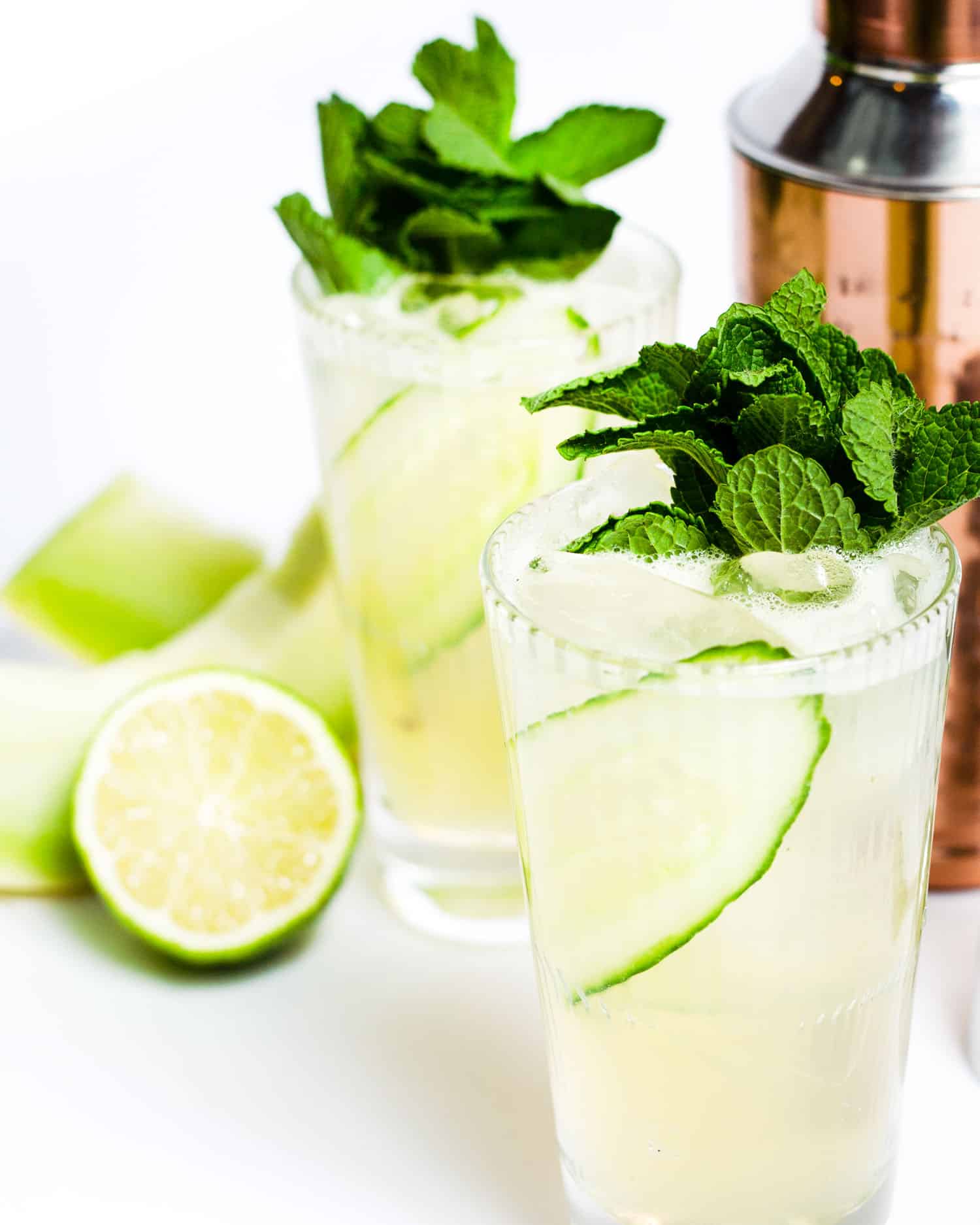 Easy cucumber mule cocktail