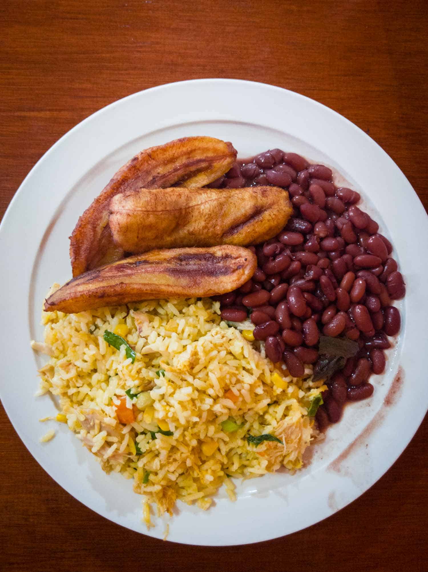 Arroz cantones is chinese fried rice in Costa Rica.