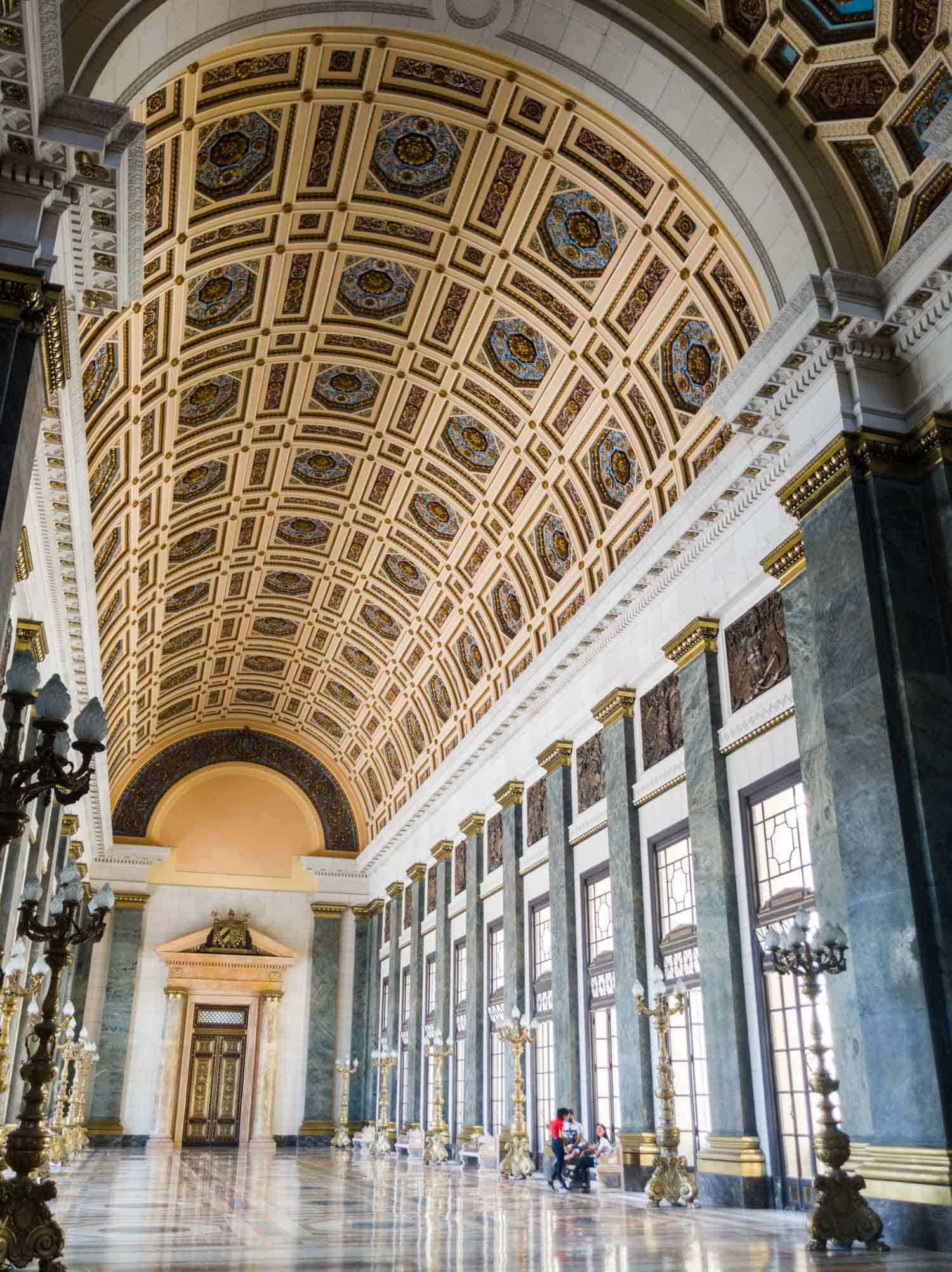 El capitolio hallway in Havana Cuba