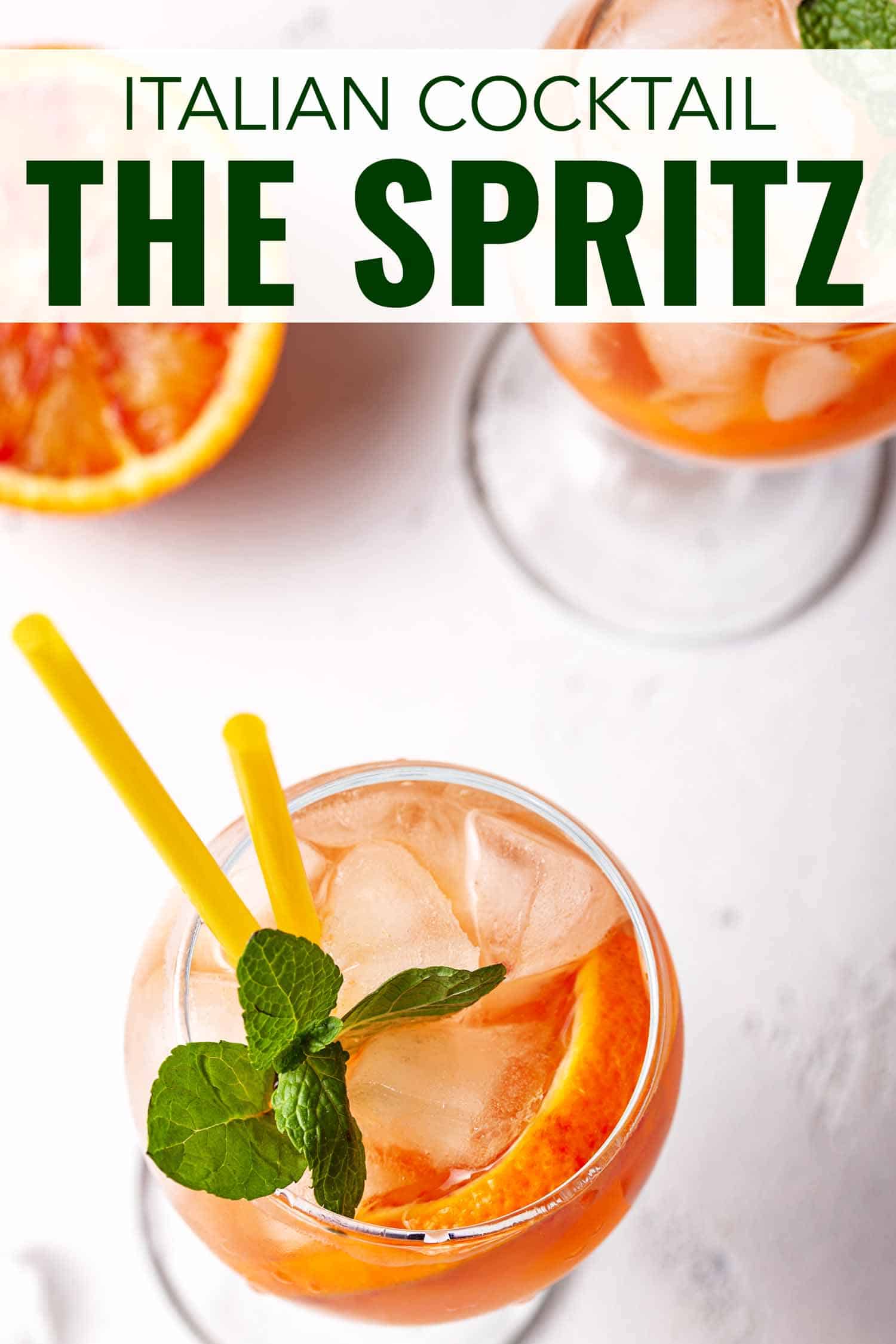 Italian cocktail Aperol spritz