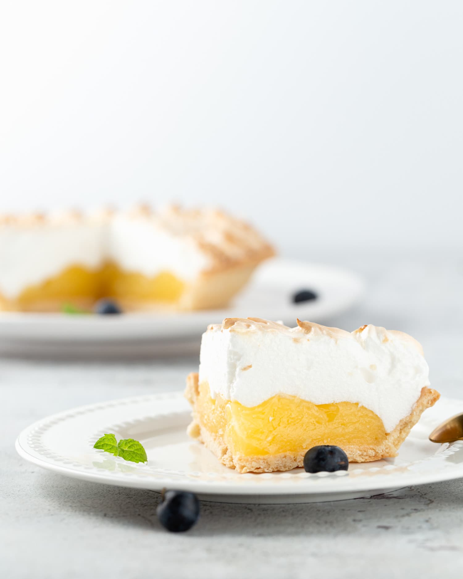 Lemon tart, tarte citron in Paris