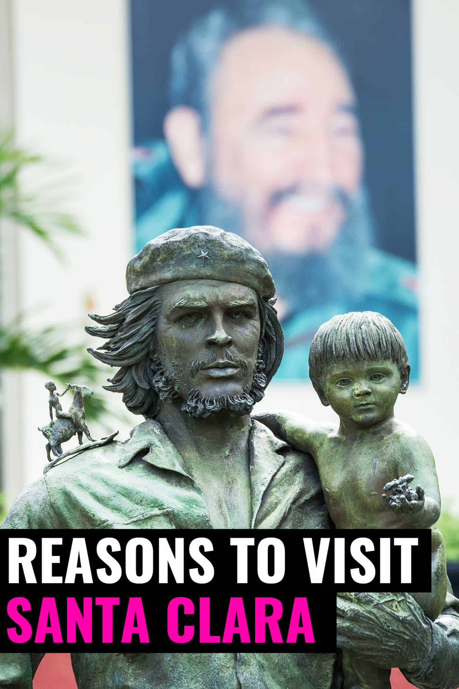 Statue of Che Guevara with a child