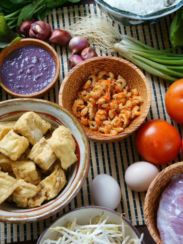 Traditional Vietnamese Tet Food