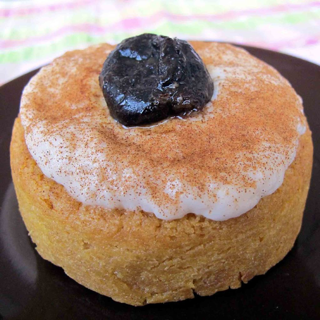 Pio Quino traditional Nicaragua dessert on a black plate