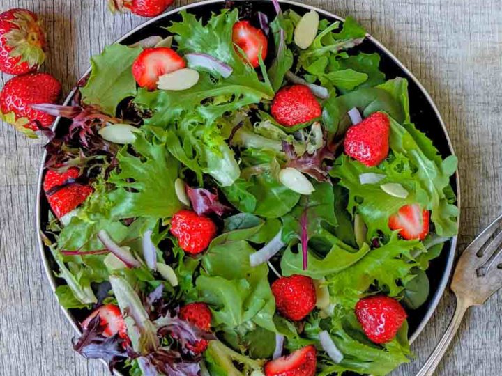 https://www.baconismagic.ca/wp-content/uploads/2021/07/summer-strawberry-salad-recipe-2-720x540.jpg