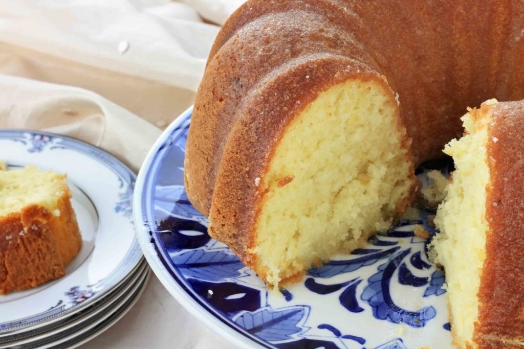 Queque Seco on a blue plate, known as Costa Rican pound cake