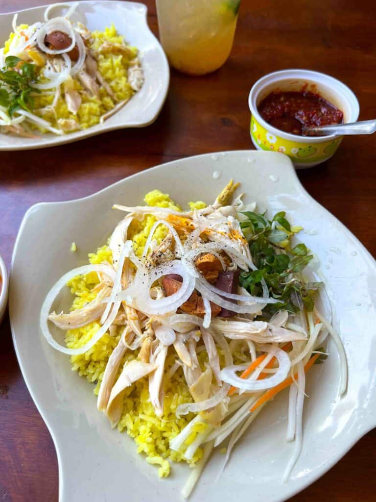 vietnamese chicken rice on a table