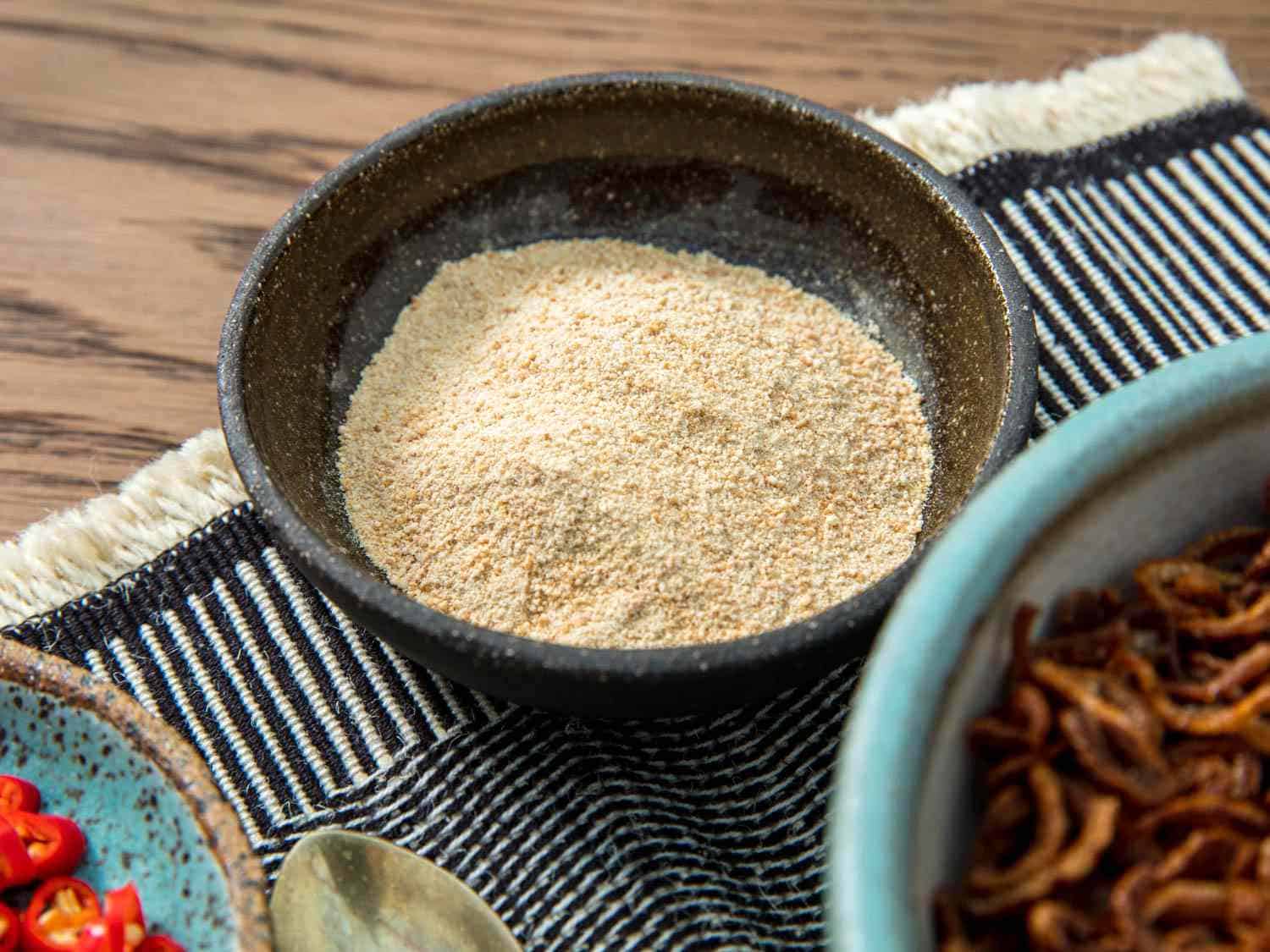 Khao Khua (Thai Toasted-Rice Powder) Recipe