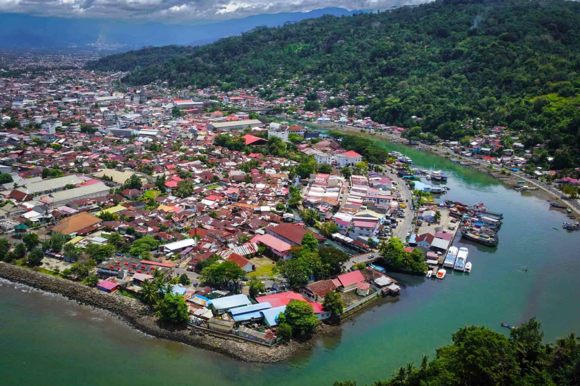 Padang Food: 30 Traditional Dishes & Best Restaurants in Padang