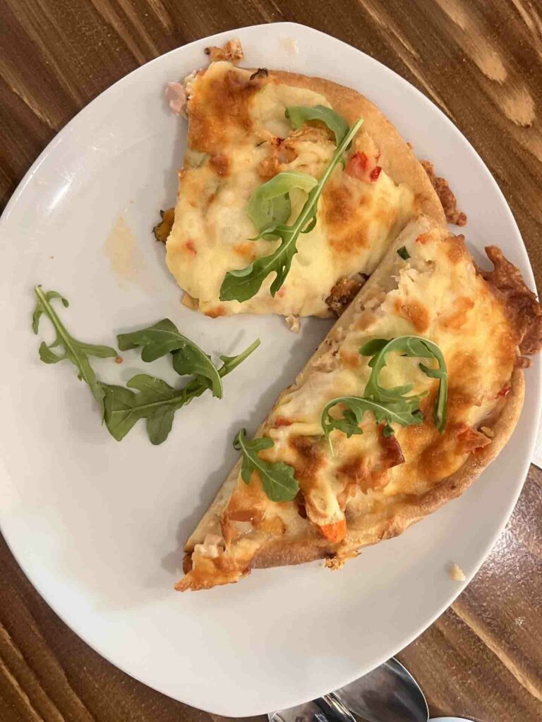 Auberge la salicorne seafood pizza Magdalen Islands