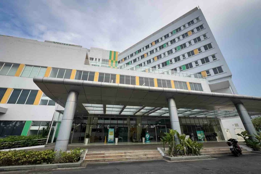 Vinmec Hospital exterior,, Da Nang Vietnam