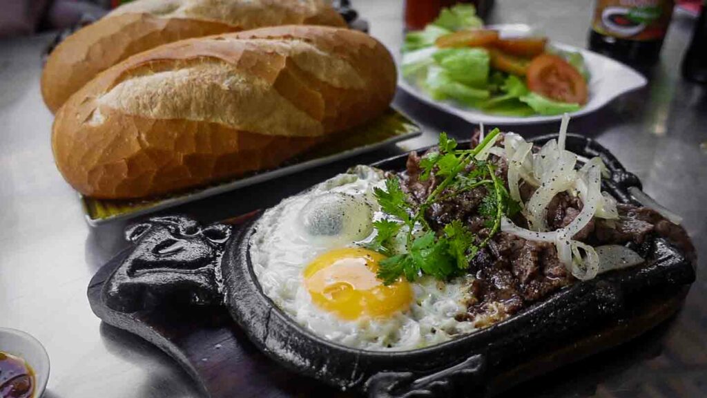 bo ne vietnamese breakfast