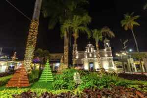 Christmas in Honduras: Delicious Food & Family Traditions