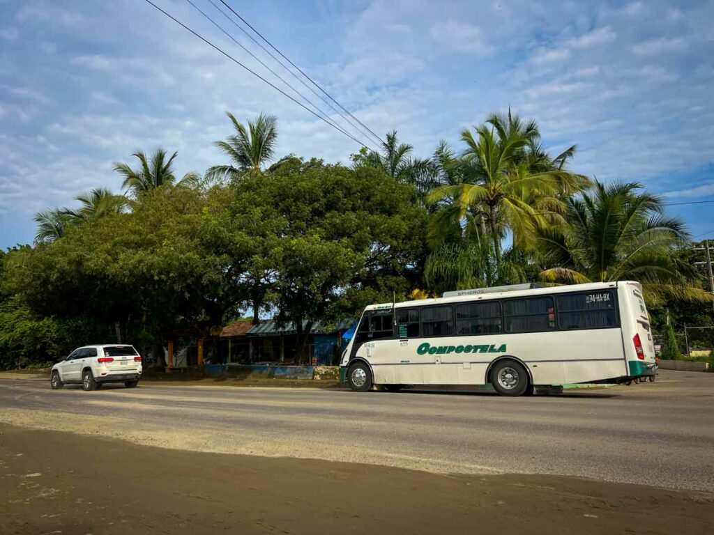 Compostela bus san pancho to Lo de marcos