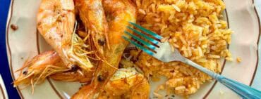Garlic Shrimp and rice on a plate, typical Puerto Escondido food
