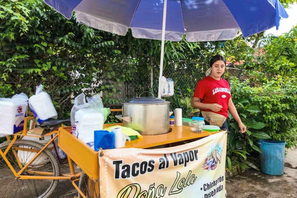 tacos al vapor Dona Lola street vendor in Lo de marcos