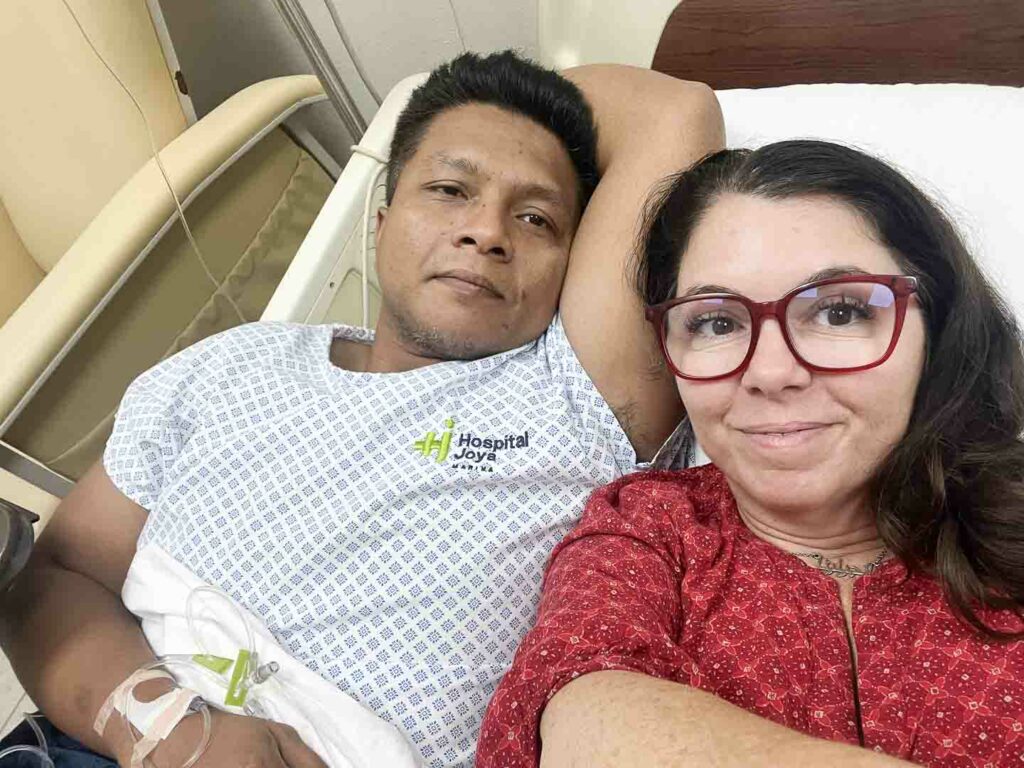 Alan Ayngelina Puerto Vallarta hospital La Joya