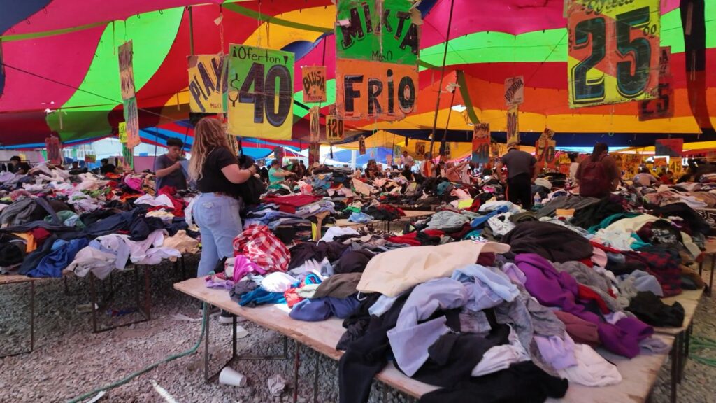 Puebla mexico tianguis clothing