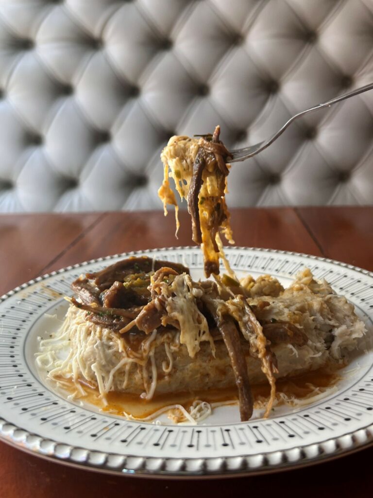 cayeye santa marta food in restaurant