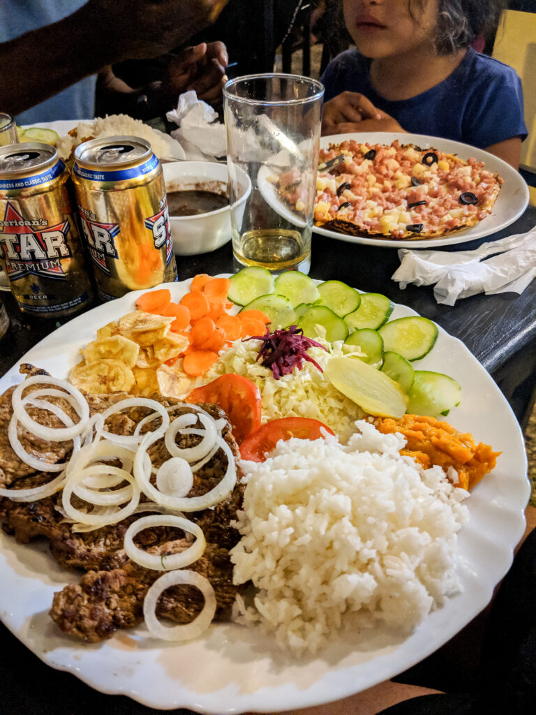 Restaurant in Vinales Cuba serving local food, beer and pizza