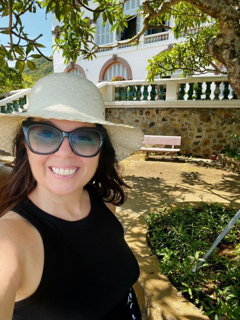 Ayngelina at White Palace Vung Tau