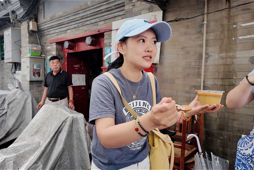 guide shares Mian Cha millet porridge in Beijing
